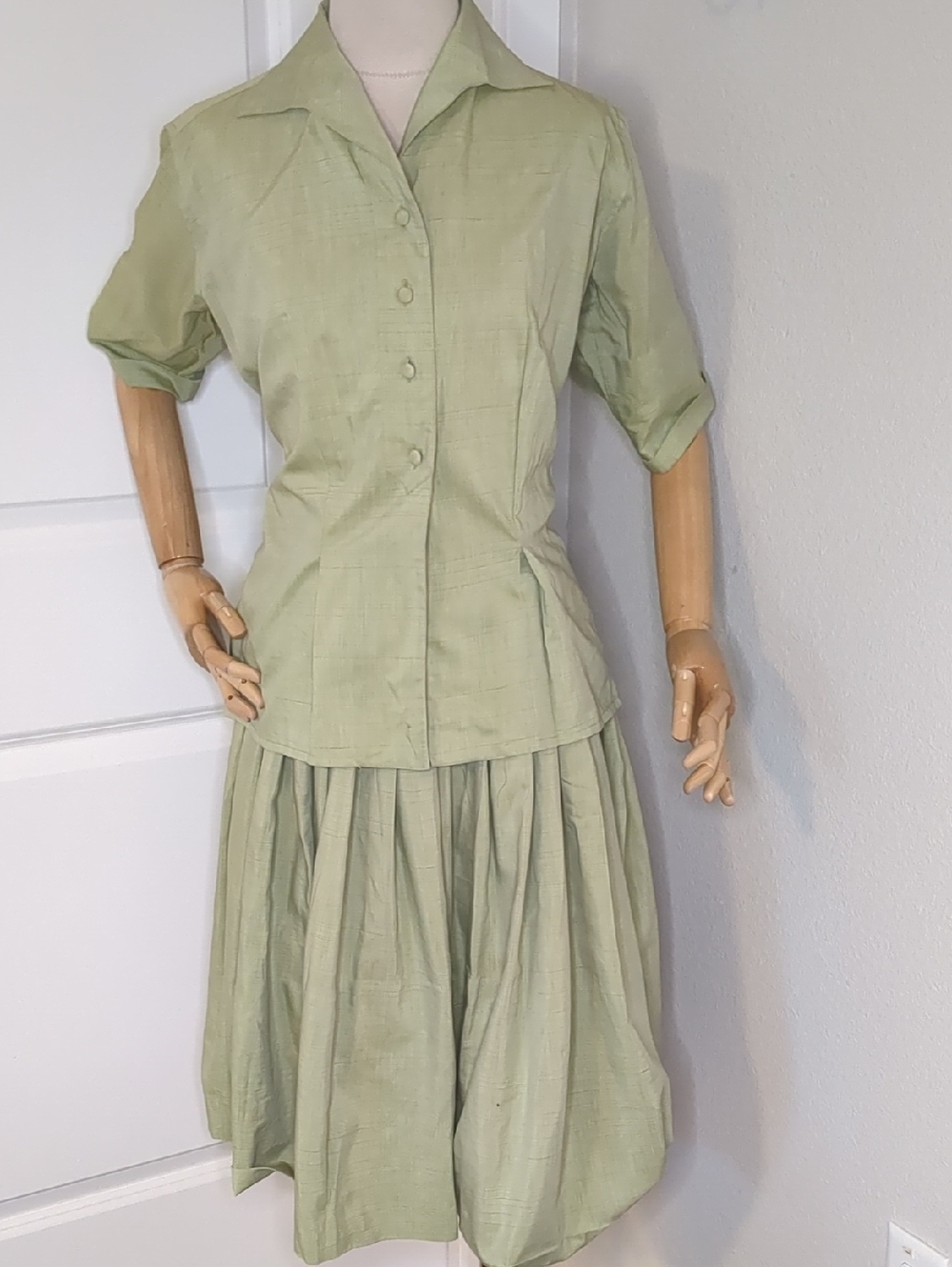 Vintage 60s Gene Burton Skirt Set W/ Top Light Green 2pc SZ Small